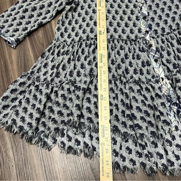 Altar'd State women sz M Frayed Tiered Plaid Floral Blouse - Picture 6 of 7